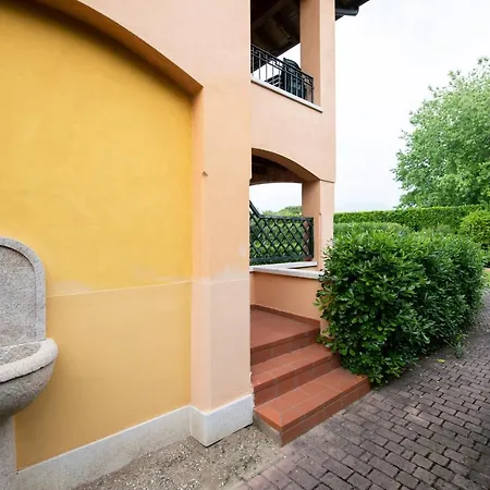 דירה Casa Della Rocca